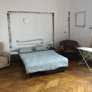 https://kiko-11b.krakowhotelspoland.com